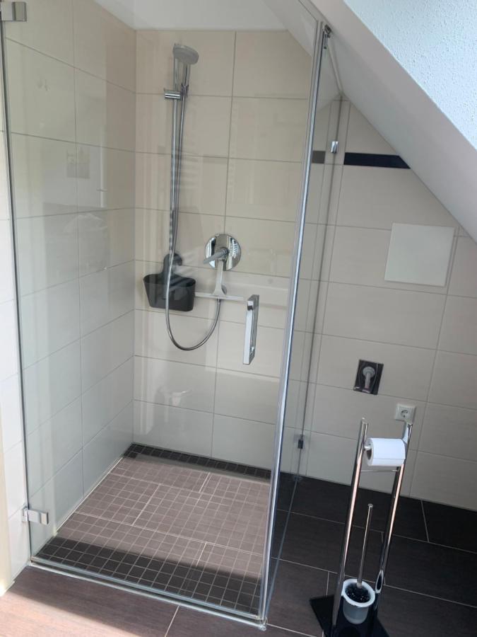 Sonniges 4 **** Dg-Apartment Mit Aufzug+Seeblick 普莱因费尔德 外观 照片